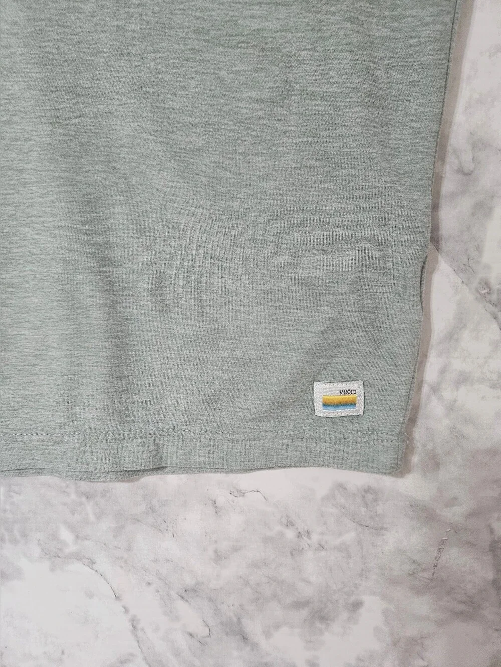 Vuori Strato Tech Polo Soft Athletic Shirt Sage Heather Color Size M